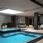 Hotel Avalon &