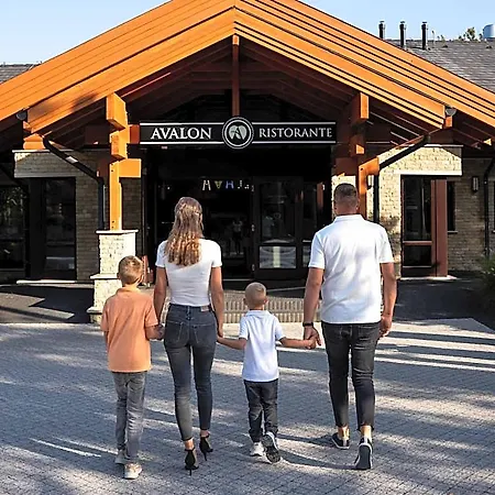 Avalon & Hotel Miskolc