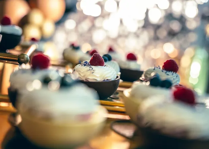 Hotell Avalon & Miskolc