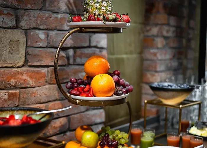 Hotell Avalon & Miskolc